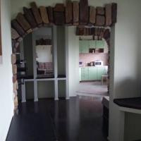 Hotelfotos Apartment na Krasnoputilovskoy