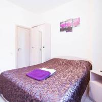 Фотографии отеля SuperHostel on Nevsky 130
