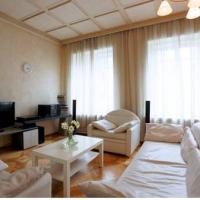 Фотографии отеля Golden Triangle Apartments